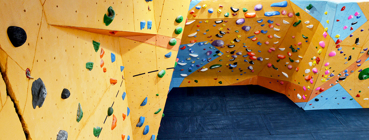 indoor bouldering gym at uva in charlottesville virginia